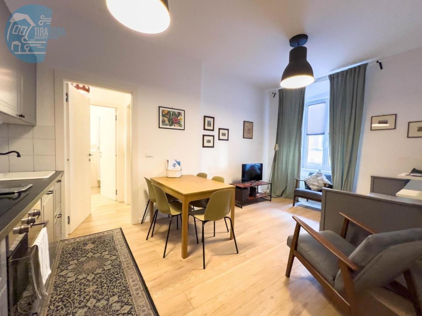 Апартаменты Imbriani 4S Tirabora Short Rent Триест Экстерьер фото